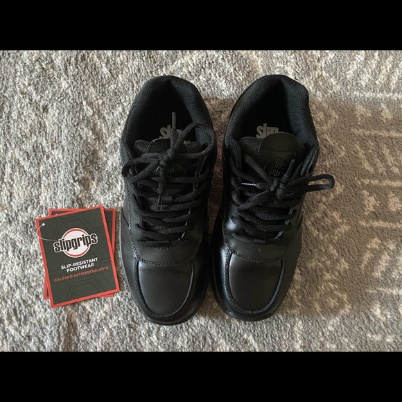 Gentle used slip grips black size 8 work shoes. - Picture 2 of 5
